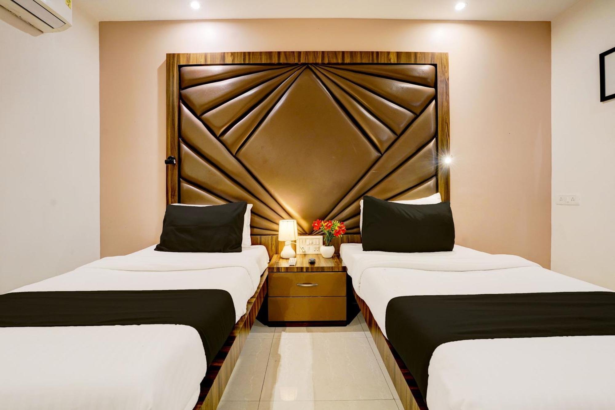 Super Hotel O Mumbai Central Formerly Park Palace Exterior photo
