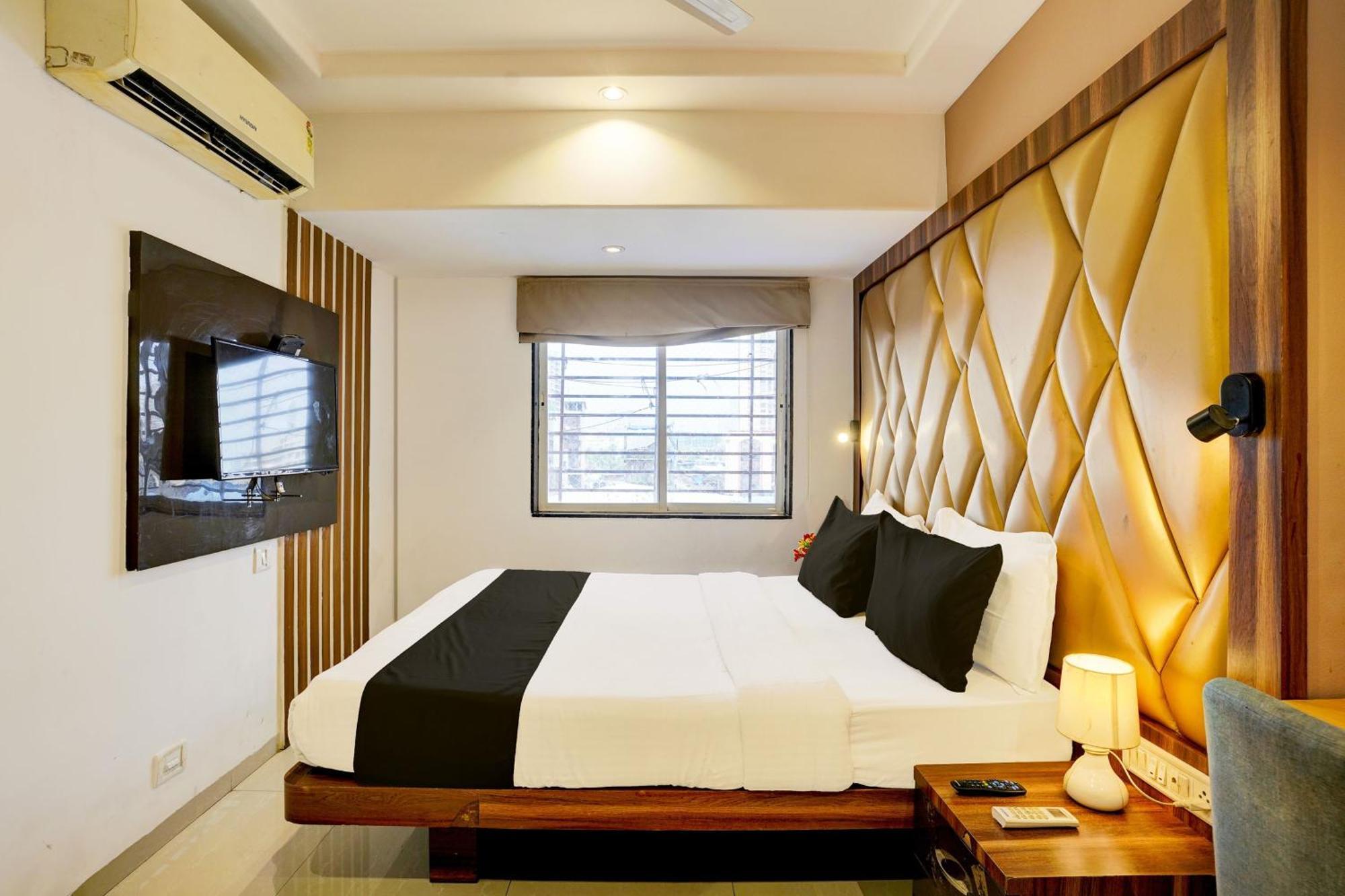 Super Hotel O Mumbai Central Formerly Park Palace Exterior photo